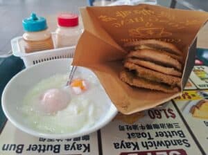 tong heng coffee shop breakfast set with kaya butter toast, half-boild eggs and coffee